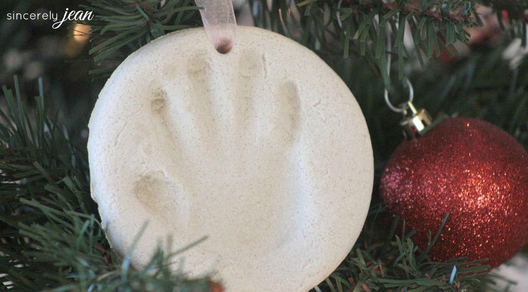 DIY Handprint Christmas Ornament - Sincerely Jean