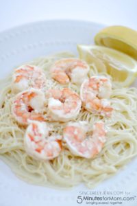 Easy 5 Ingredient Shrimp Scampi - Delicious quick and easy dinner! | www.sincerelyjean.com