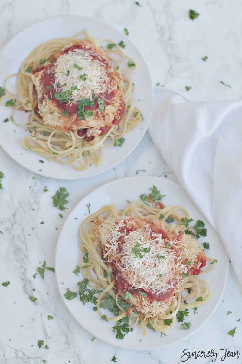 Chicken Parmesan - Baked Chicken Parmesan - 5 Ingredient Dinner Recipe - Healthy Chicken Parmesan - Chicken Parmesan recipe | www.SincerelyJean.com