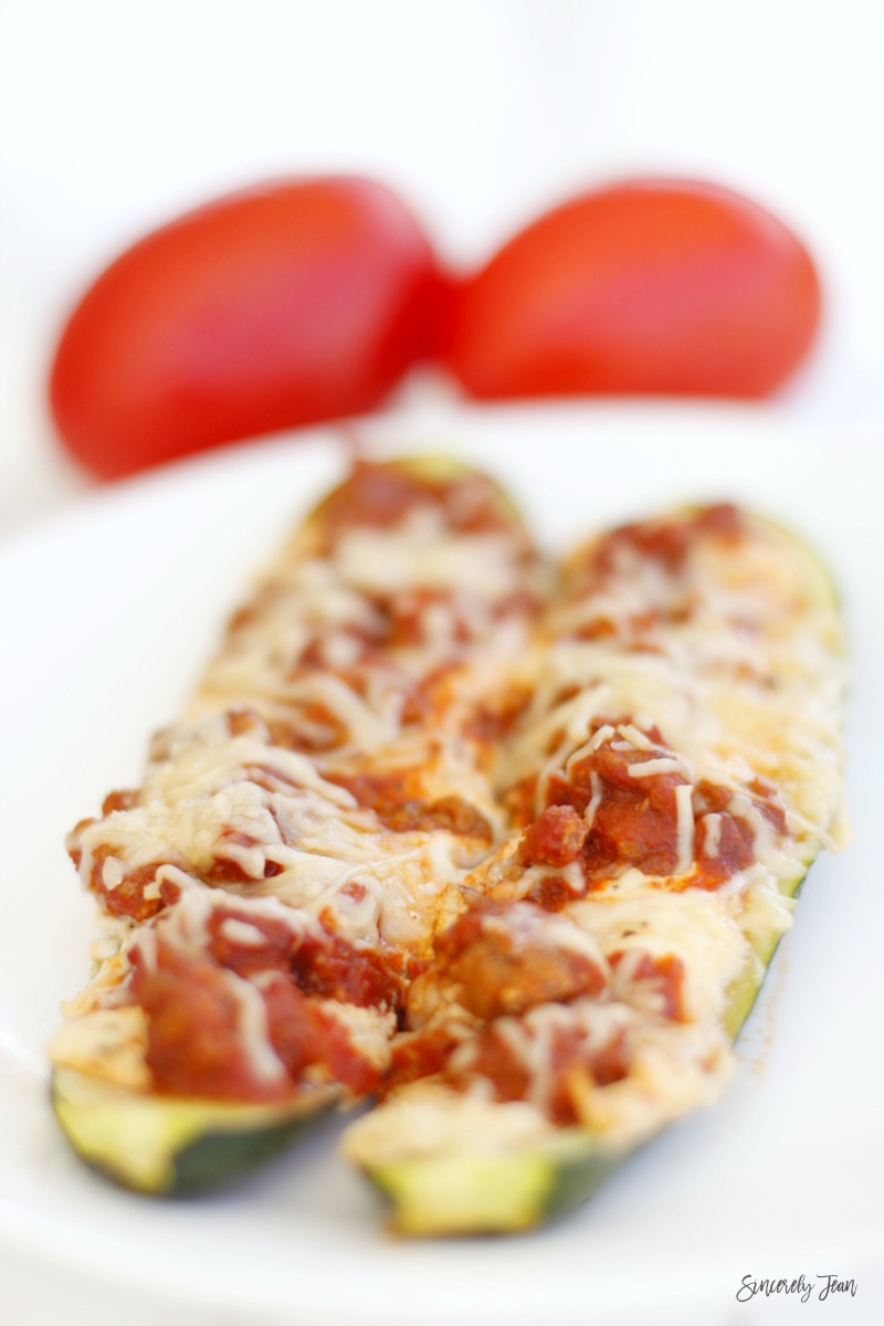 SincerelyJean.com Easy dinners - healthy zucchini lasagna boats