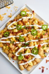 Loaded Bacon and Tater Tot Breakfast Nachos, breakfast, eggs, bacon, easy, simple, fast, hash browns,