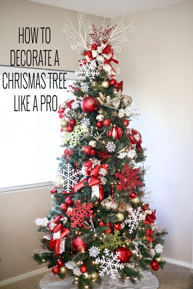 How to Decorate a Chrismtas Tree Like a Pro 3 copy - Sincerely Jean